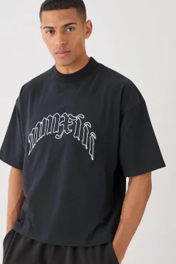 Oversized Boxy Extended Neck Peached Heavyweight Line Drawning T-shirt | UK^boohooMAN Online