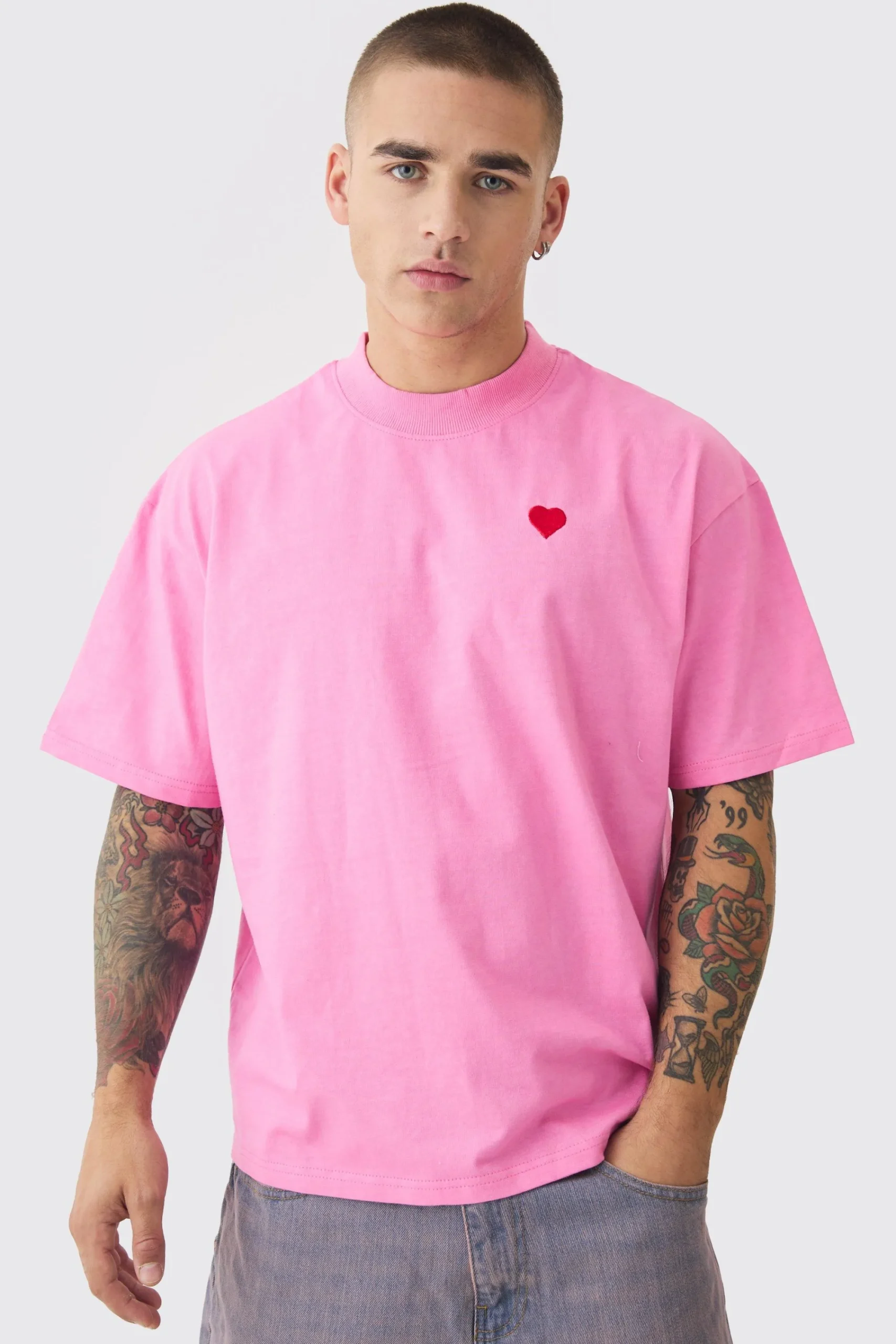 Oversized Boxy Extended Neck Heart Embroidered T-shirt | UK^boohooMAN Sale