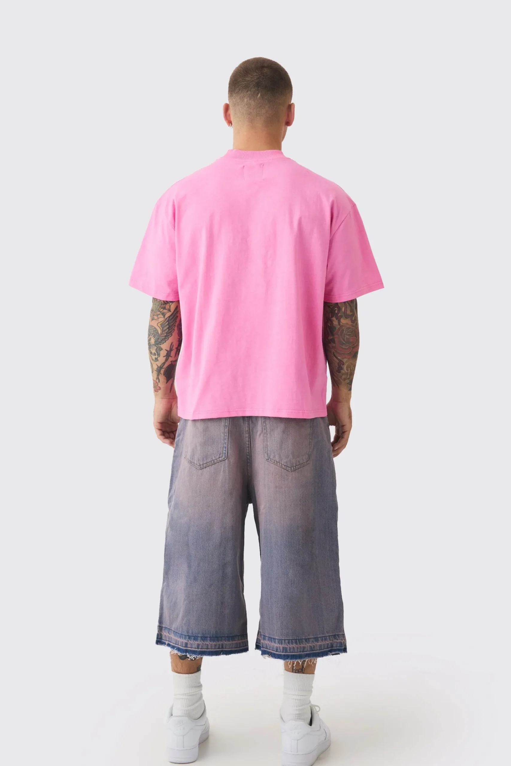 Oversized Boxy Extended Neck Heart Embroidered T-shirt | UK^boohooMAN Sale