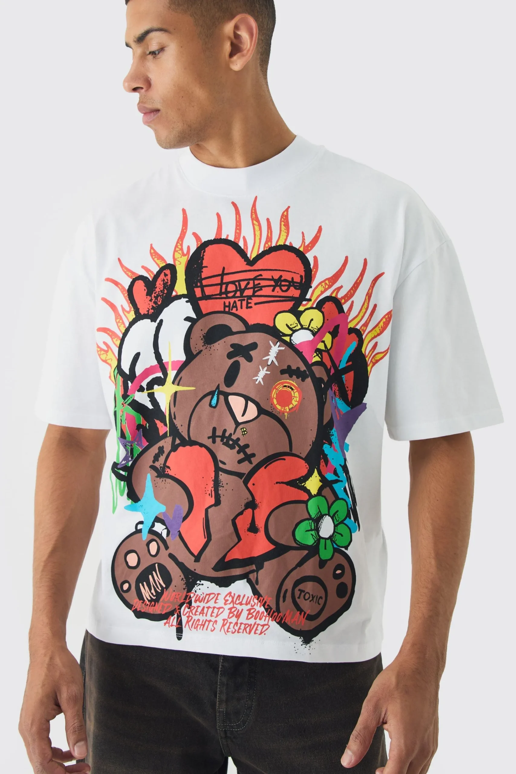 Oversized Boxy Grafitti Bear Graphic T-shirt | UK^boohooMAN Sale