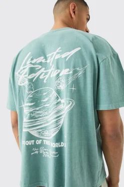 Oversized Boxy Overdye Space Graphic T-shirt | UK^boohooMAN New
