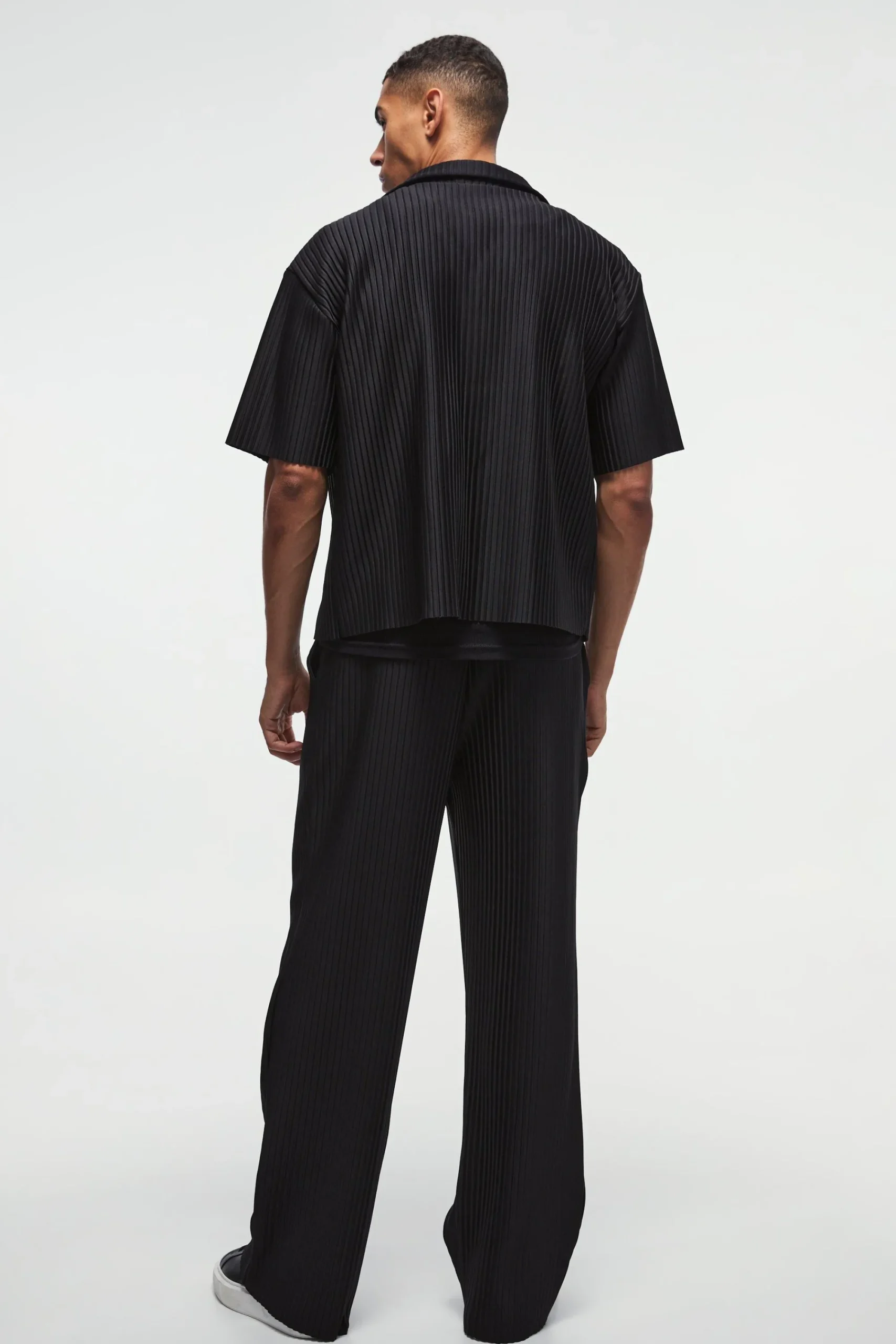 boohooMAN Oversized Boxy Shirt & Straight Pleated Trouser Set | UK| Trousers|Sets & Co-Ords
