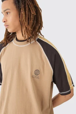 Oversized Carded Heavyweight Panelled Ofcl T-shirt | UK^boohooMAN Outlet