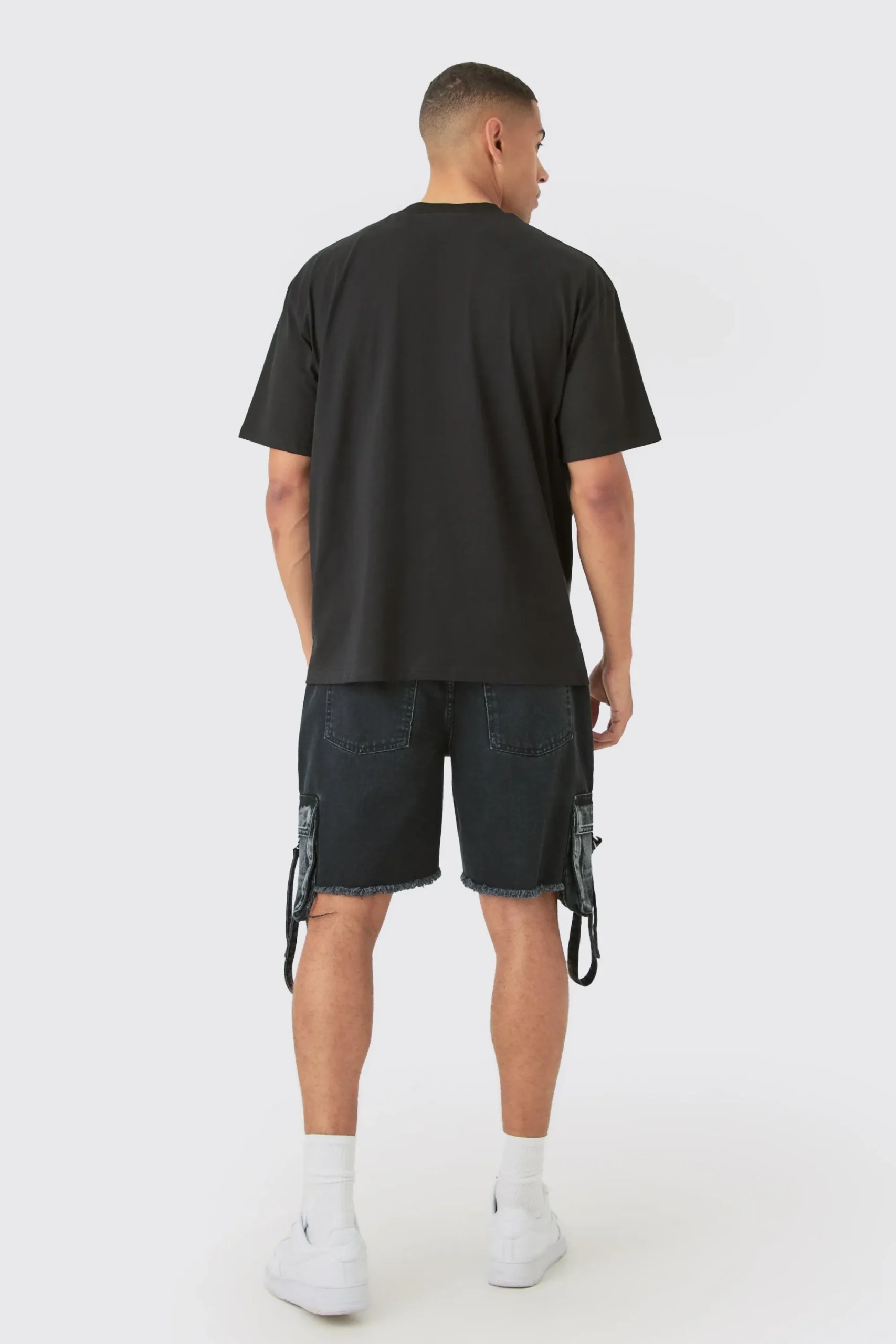 Oversized Extended Neck Extreme OFFCL Eagle Print T-shirt | UK^boohooMAN Sale