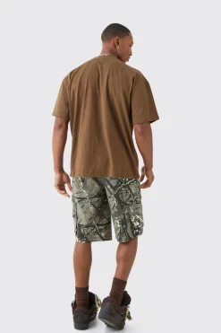 Oversized Extended Neck Graphic Heavy T-shirt | UK^boohooMAN Online