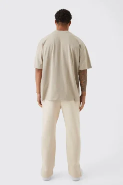 Oversized Extended Neck Heavyweight T-shirt | UK^boohooMAN Online