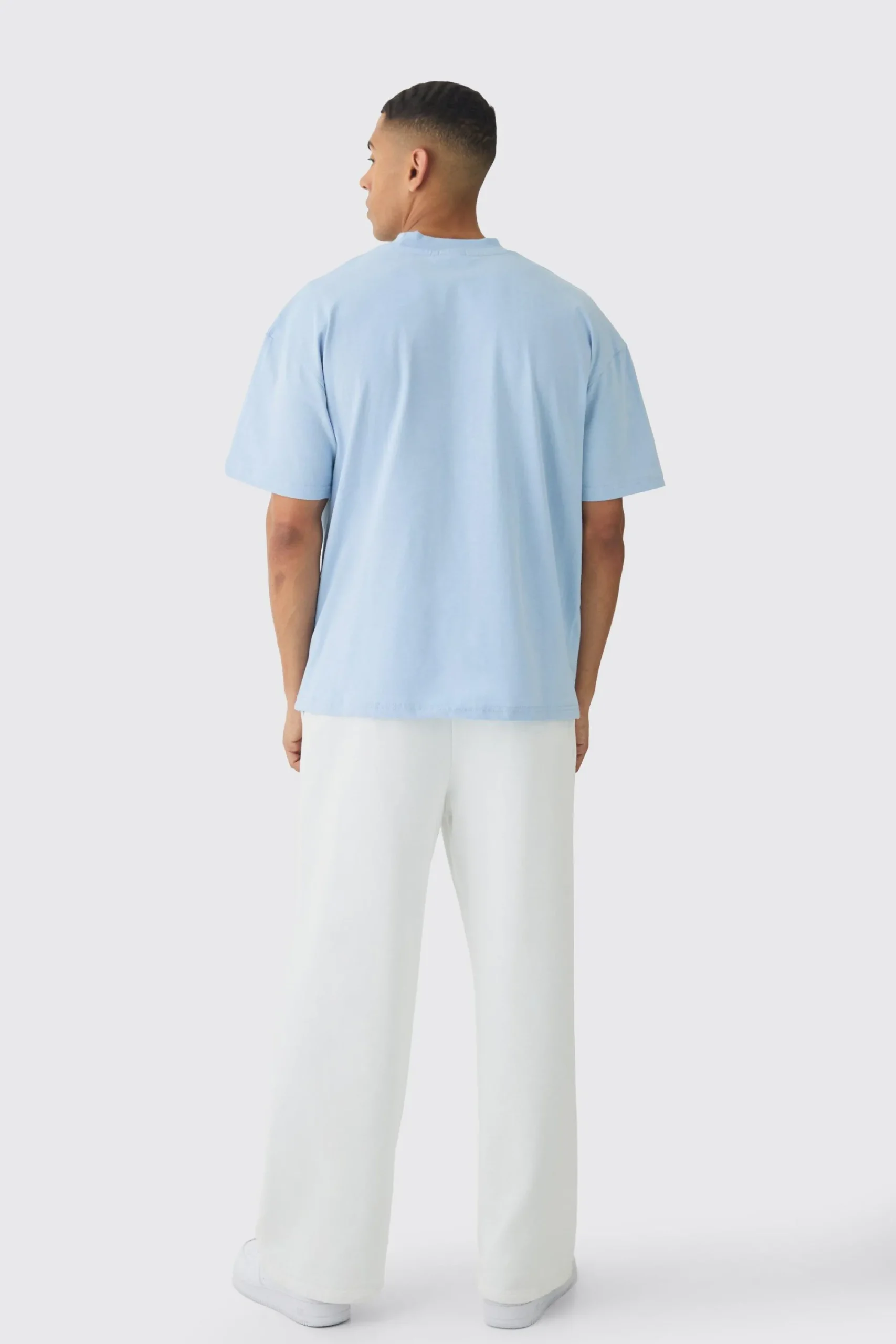 Oversized Extended Neck Heavyweight T-shirt | UK^boohooMAN