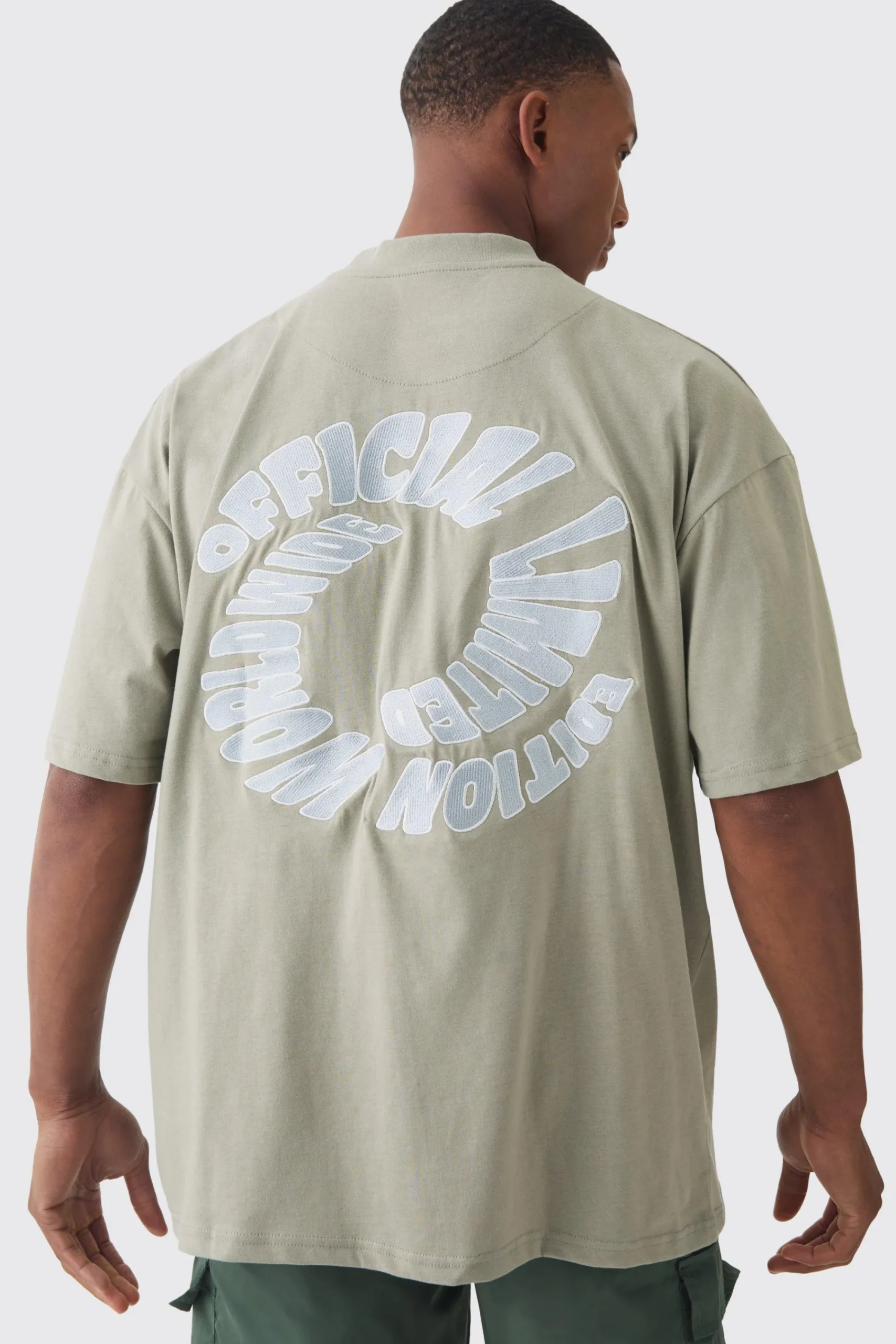 Oversized Extended Neck Heavyweight Back Embroidered T-shirt | UK^boohooMAN Hot