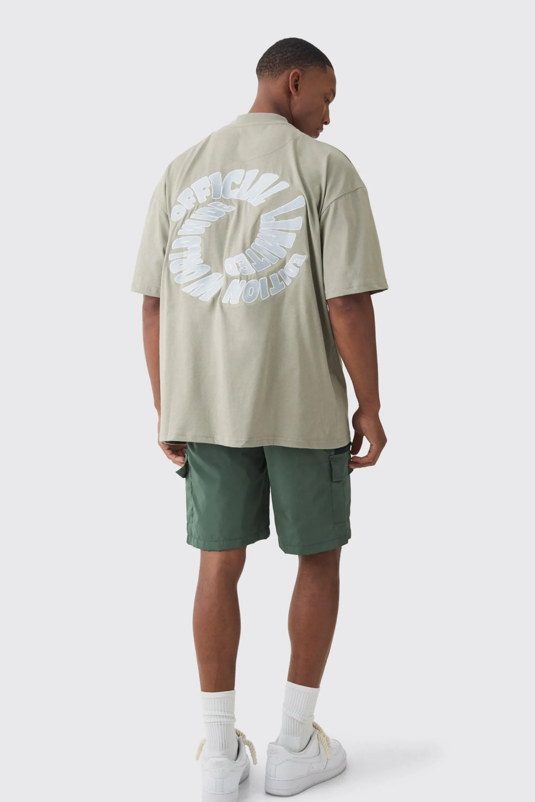 Oversized Extended Neck Heavyweight Back Embroidered T-shirt | UK^boohooMAN Hot