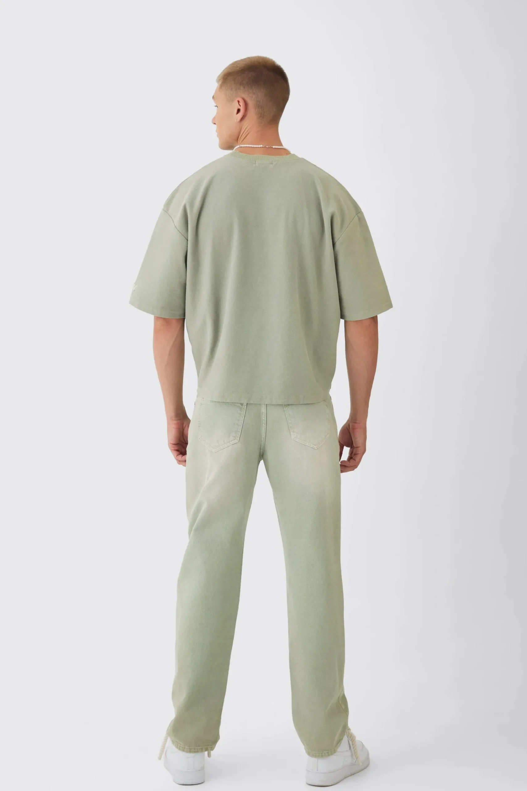 Oversized Extra Boxy Half Sleeve Reverse Loopback T-shirt | UK^boohooMAN