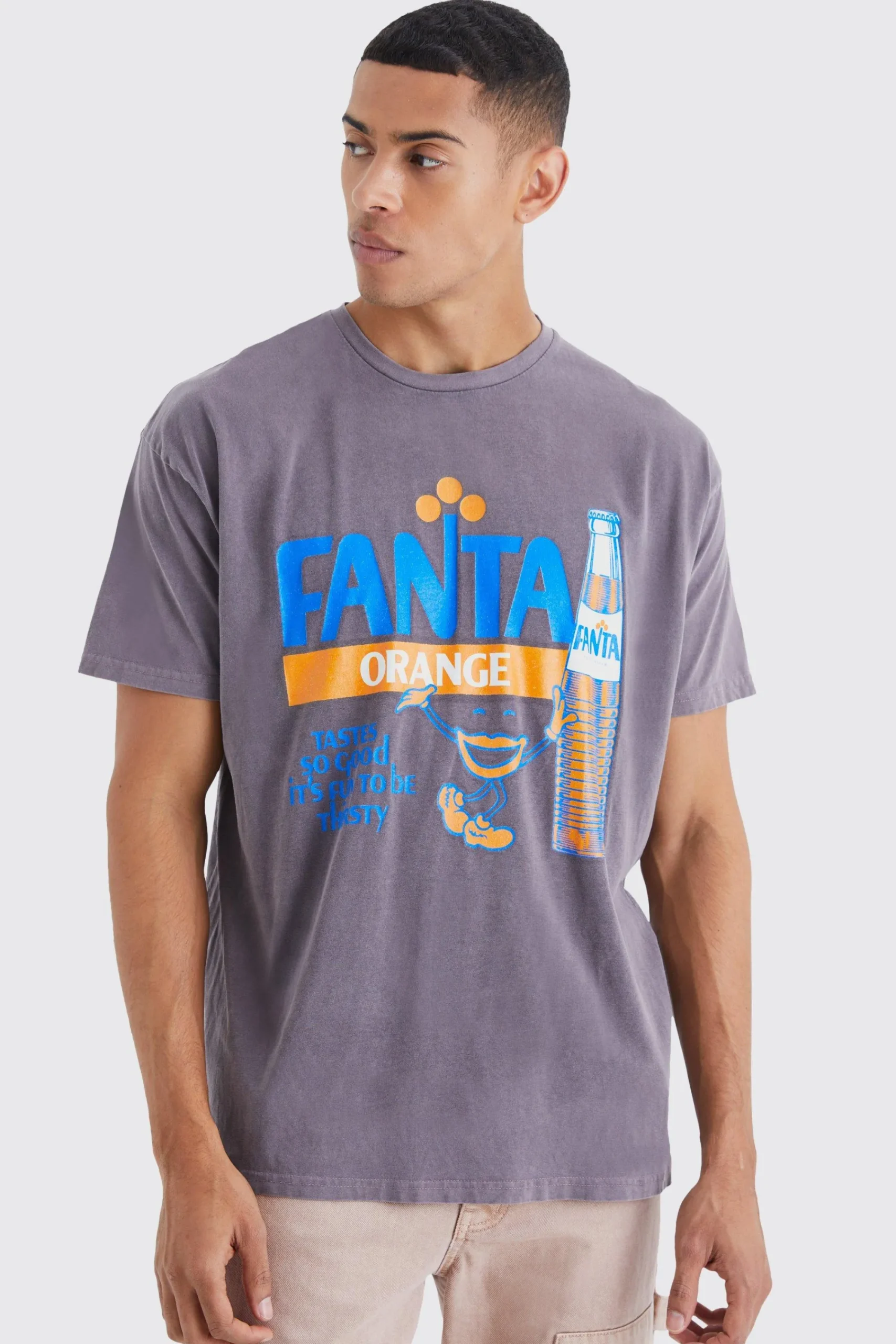 Oversized Fanta Orange Wash License T-shirt | UK^boohooMAN New
