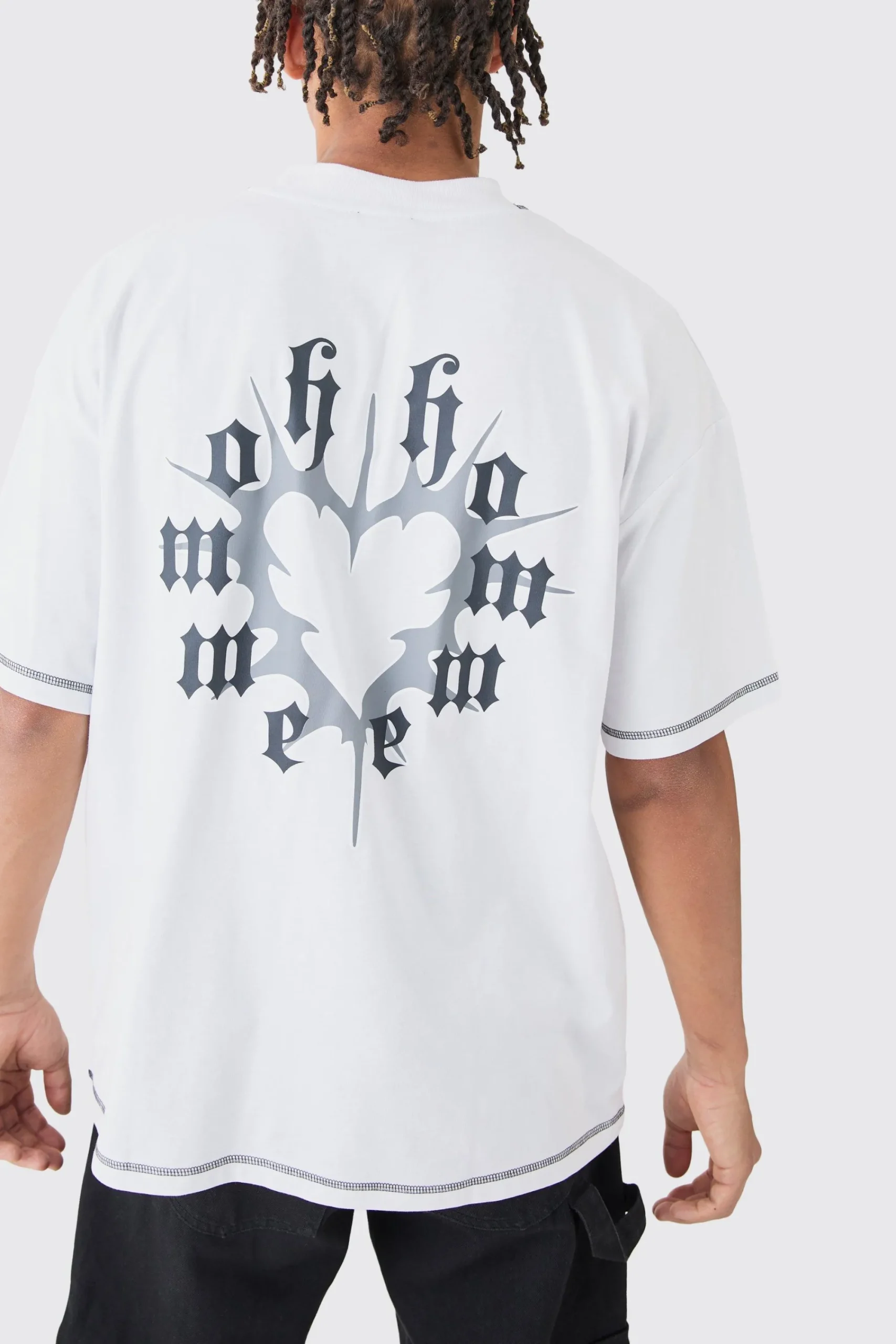 Oversized Graphic Heart Contrast Stitch T-shirt | UK^boohooMAN