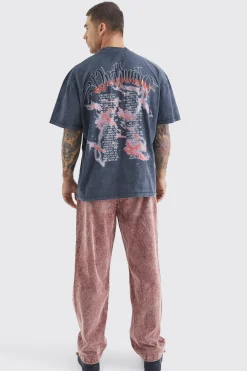 Oversized Heavy Washed Graphic T-shirt | UK^boohooMAN
