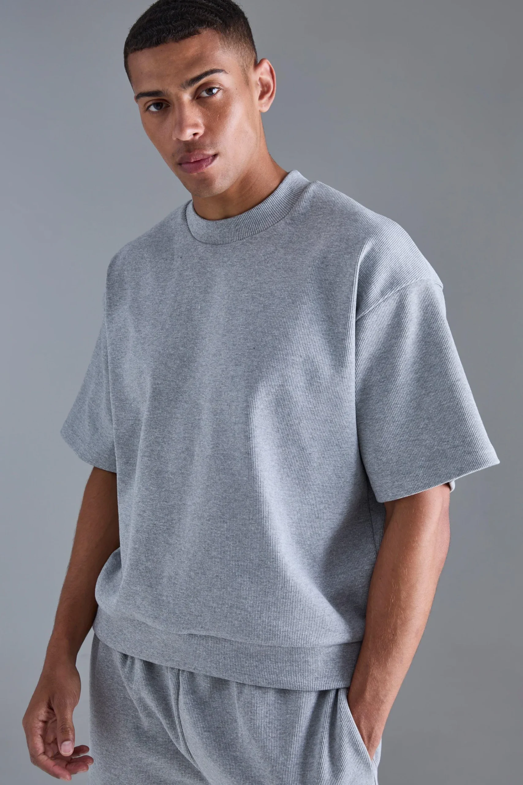boohooMAN Oversized Heavyweight Ribbed Short Sleeve Sweatshirt | UK| Hoodies & Sweatshirts