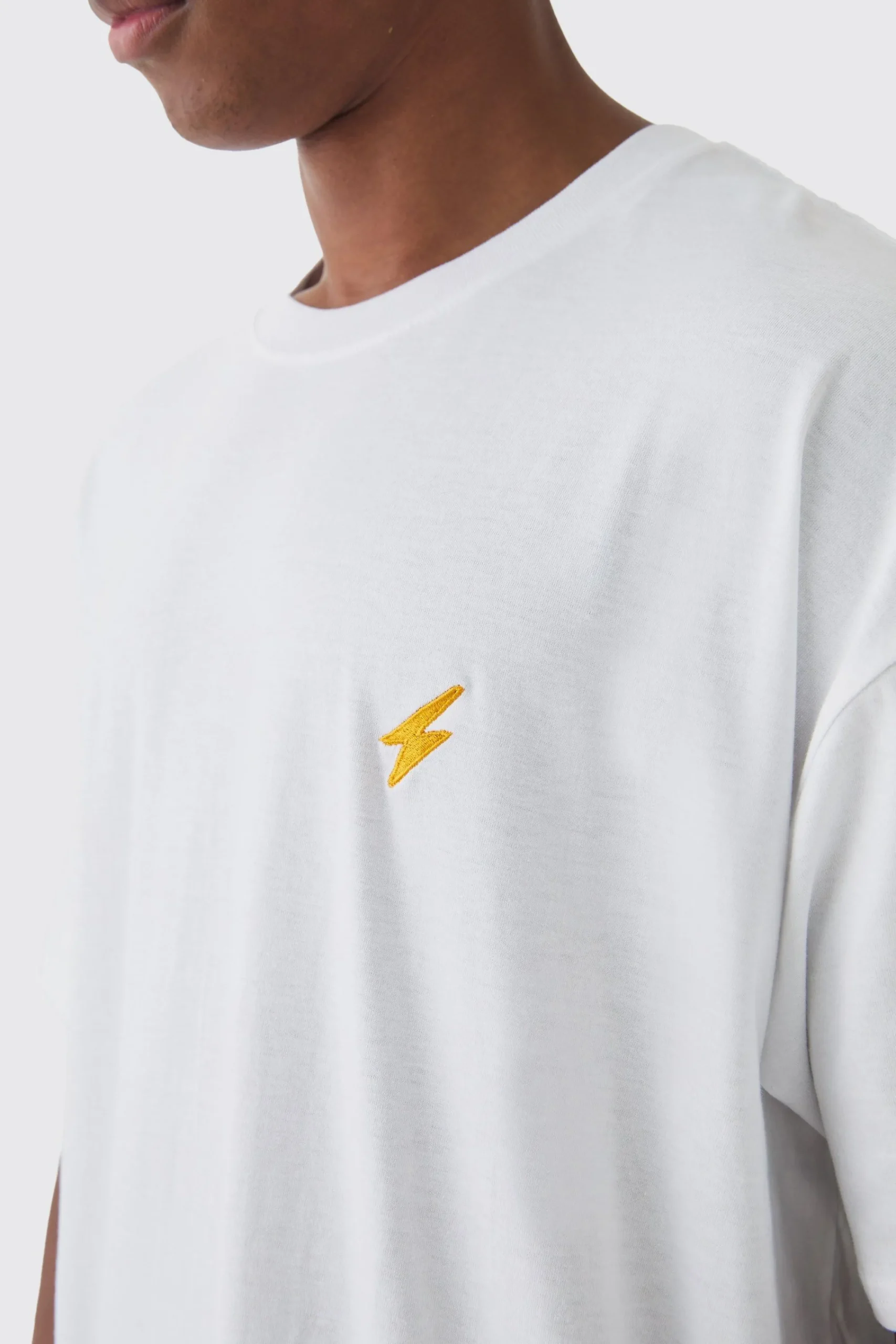 Oversized Lightning Embroidered T-shirt | UK^boohooMAN Best