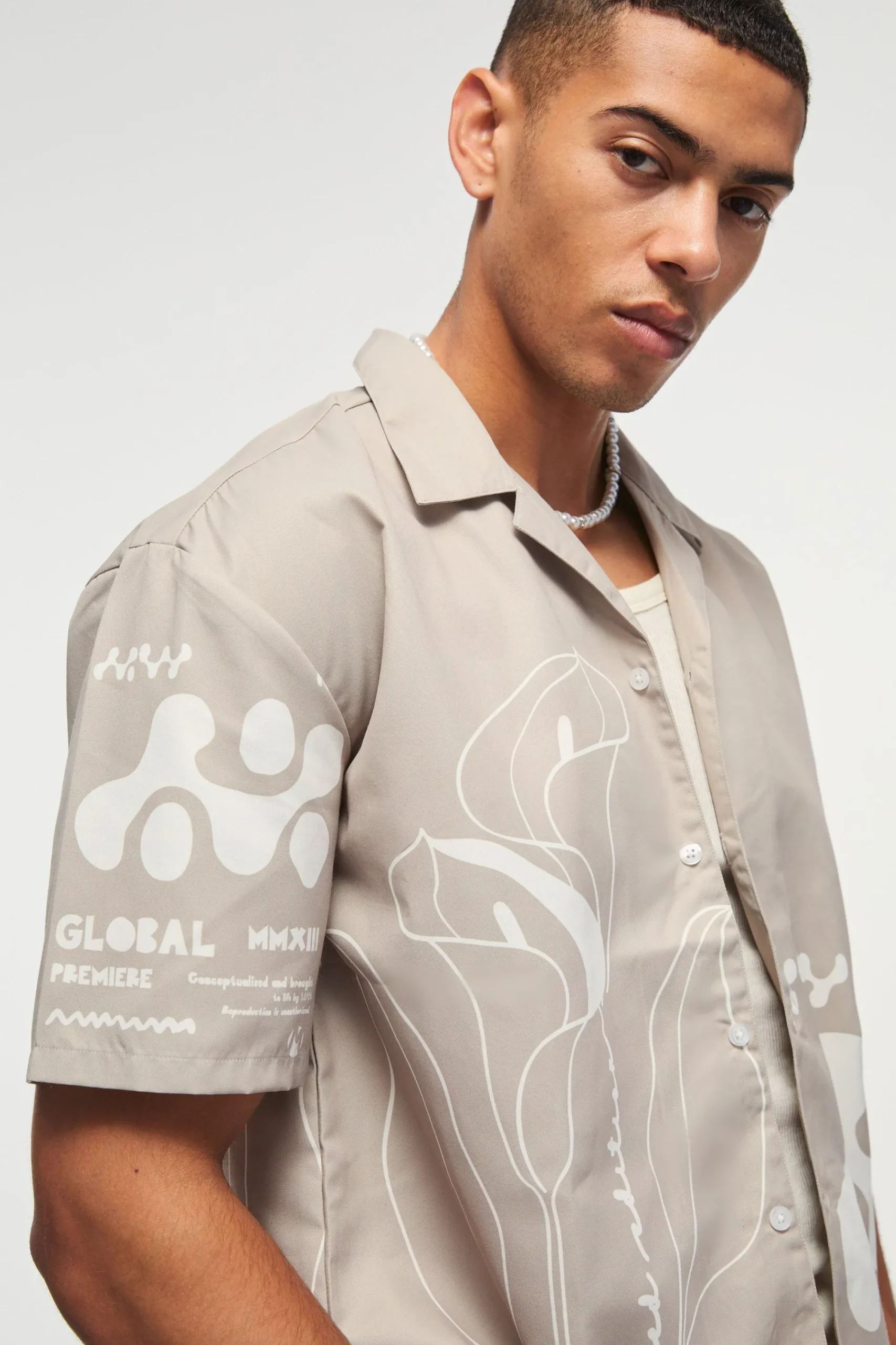 boohooMAN Oversized Lightweight Twill Abstract Print Revere Shirt | UK| Shirts