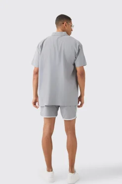 boohooMAN Oversized Linen Concealed Placket Shirt | UK| Shirts