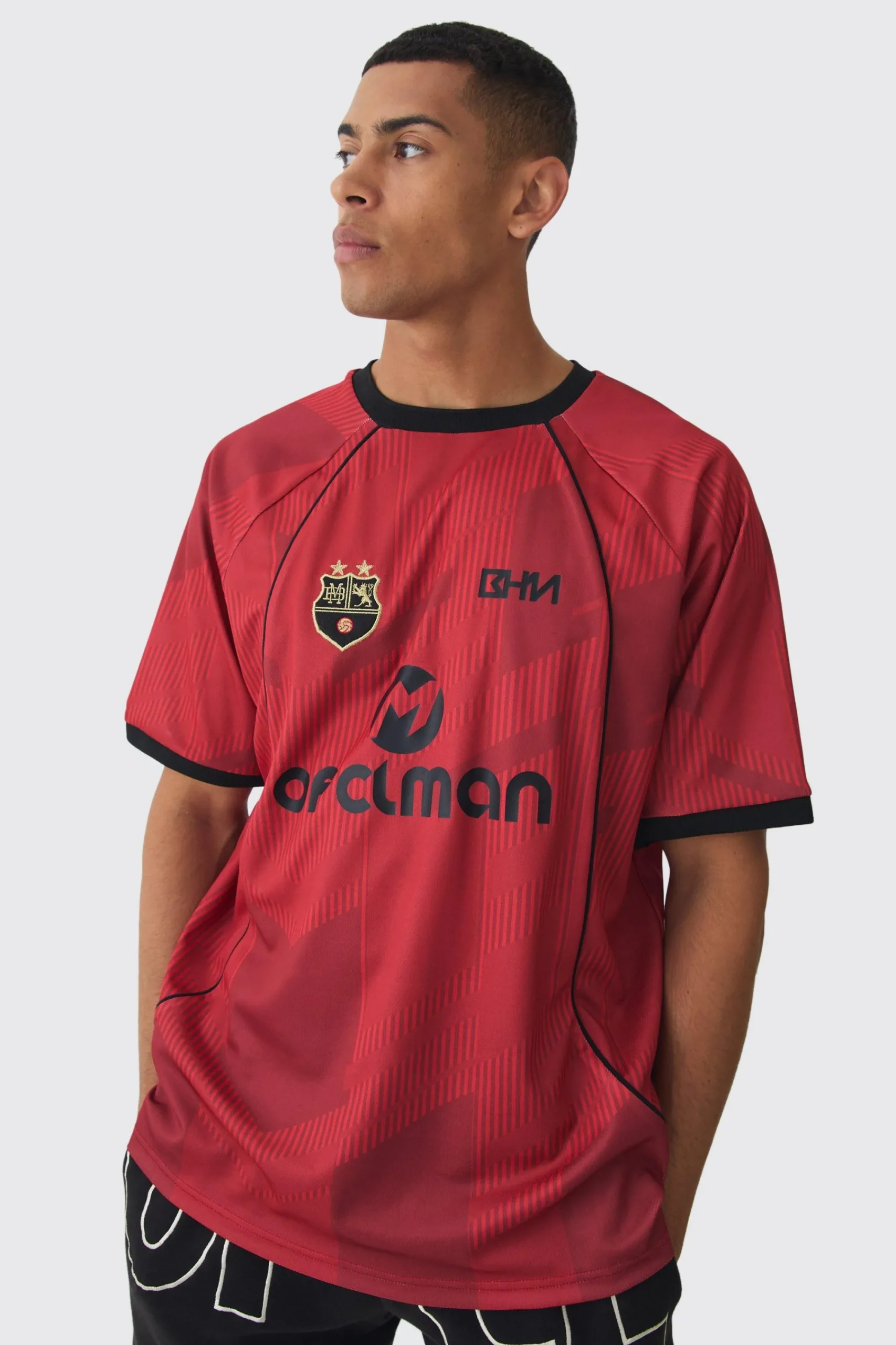 Oversized Mesh Contrast Piping Raglan Football T-shirt | UK^boohooMAN