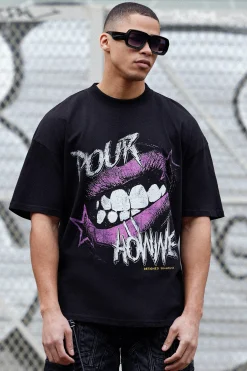 Oversized Mouth Graphic T-shirt | UK^boohooMAN Online