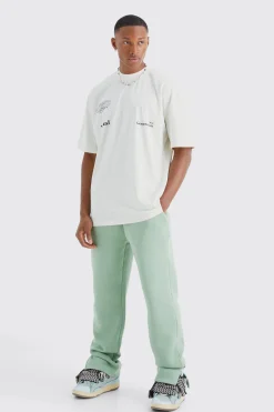 boohooMAN Oversized Ofcl Graphic T-shirt & Jogger Set | UK| Sets & Co-Ords
