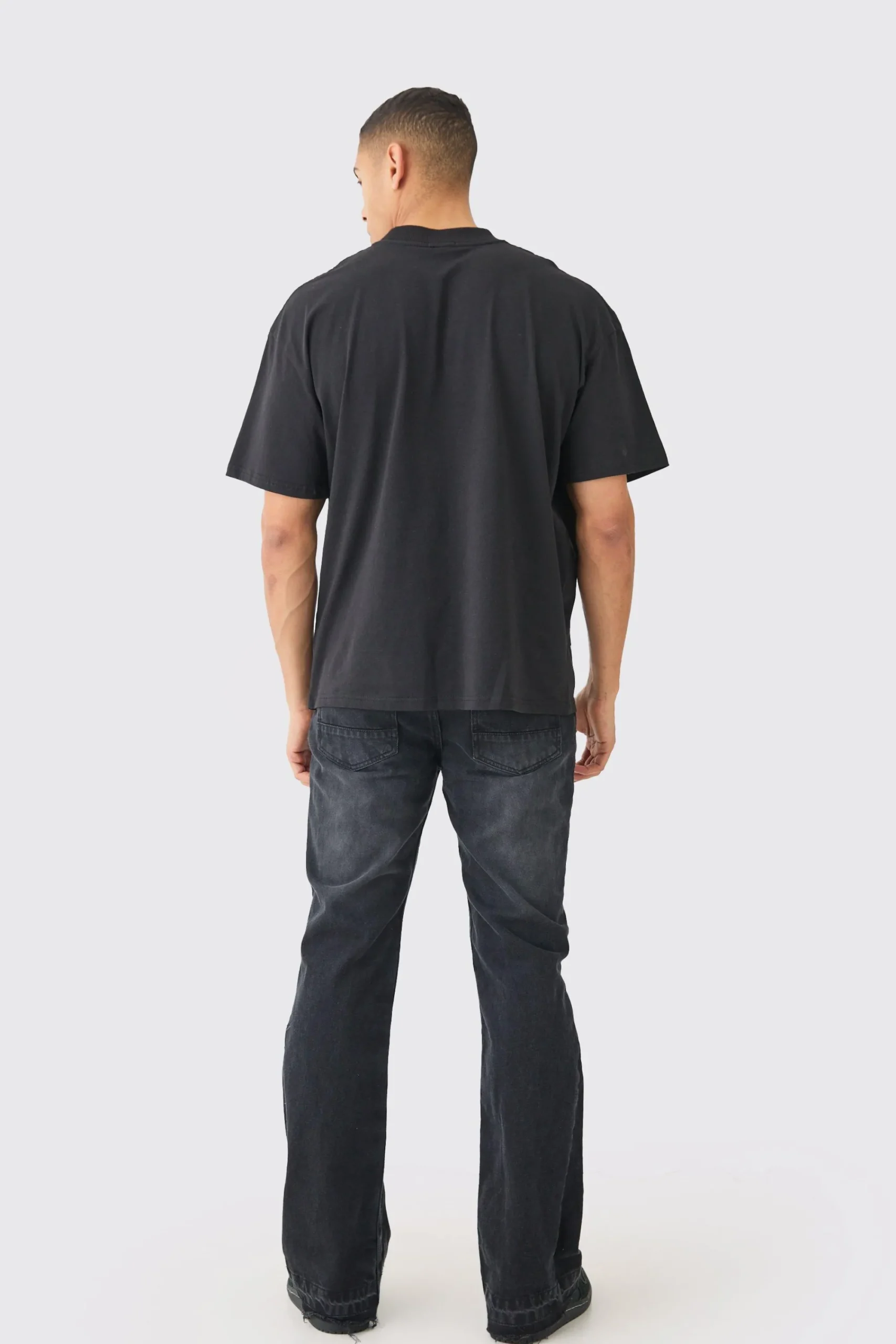 Oversized Over Seams Varsity LA Graphic T-shirt | UK^boohooMAN Online