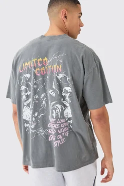 Oversized Overdyed Skull Graphic T-shirt | UK^boohooMAN Online