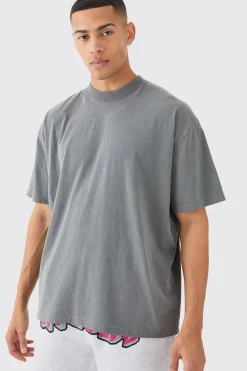 Oversized Overdyed Skull Graphic T-shirt | UK^boohooMAN Online