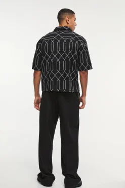 Oversized Short Sleeve Embroidered Boxy Shirt | UK^boohooMAN Sale