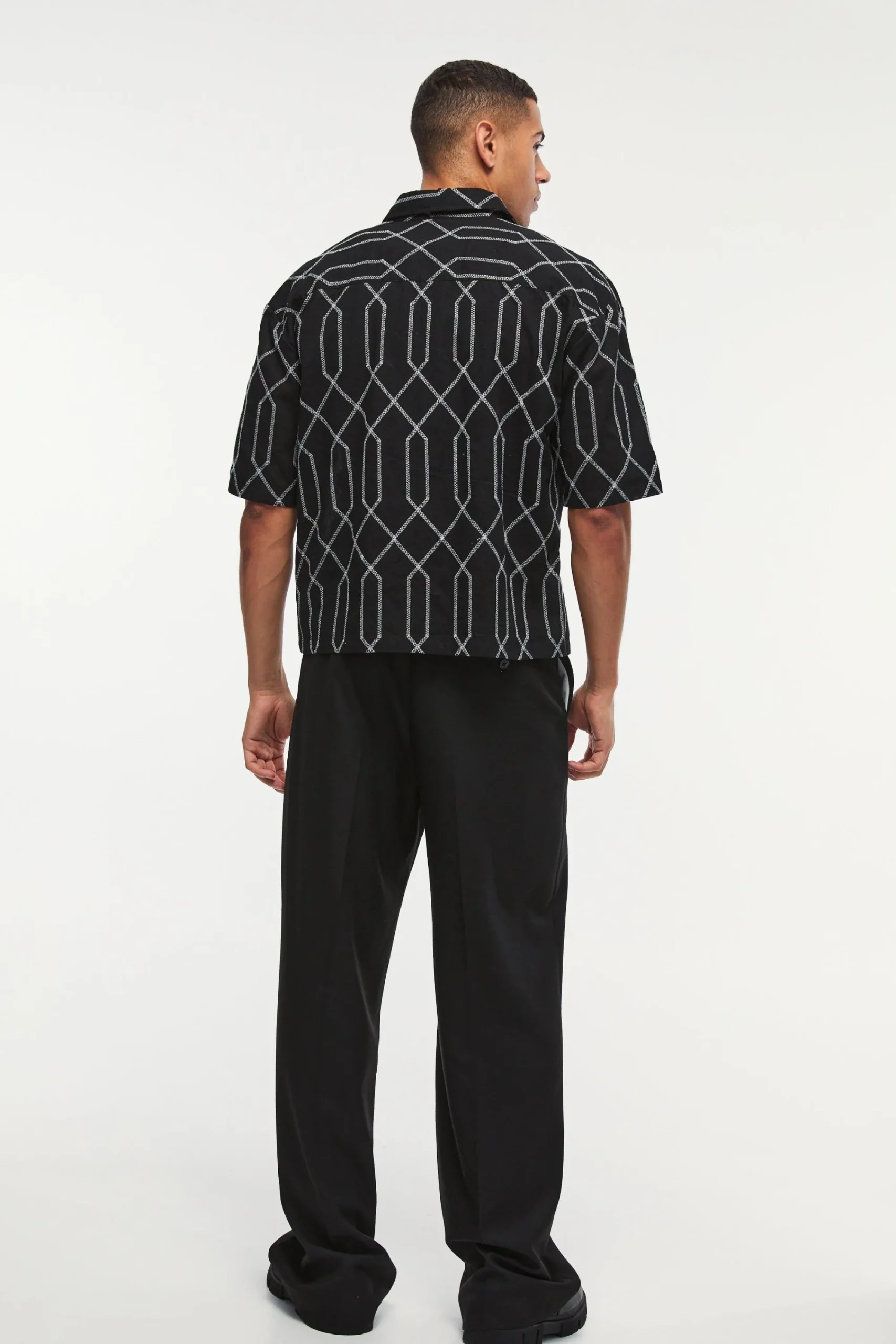 Oversized Short Sleeve Embroidered Boxy Shirt | UK^boohooMAN Sale