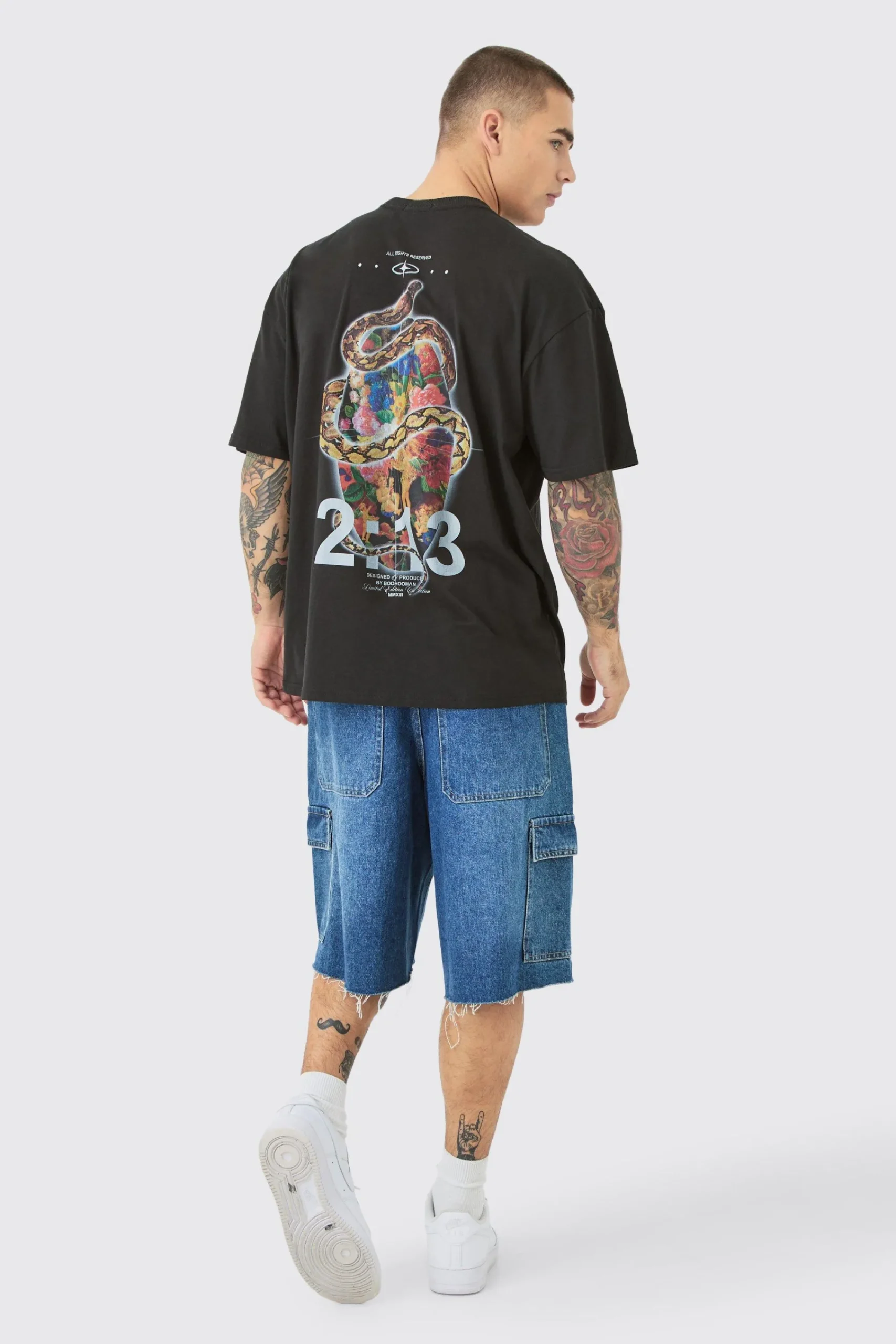 Oversized Snake Renaissance Back Print T-shirt | UK^boohooMAN Hot