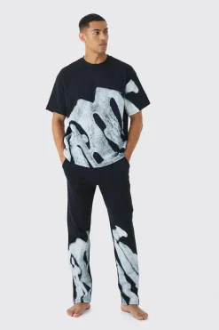 boohooMAN Oversized Spray Graffiti Lounge Set | UK| Loungewear|Trousers