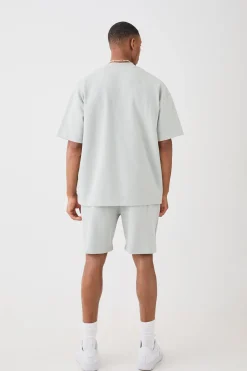 boohooMAN Oversized T-shirt & Short Interlock Set | UK| Sets & Co-Ords|Tracksuits
