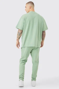 boohooMAN Oversized T-shirt & Tapered Jogger Interlock Set | UK| Sets & Co-Ords