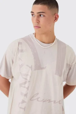 Oversized Vintage Washed Graphic T-shirt | UK^boohooMAN Best