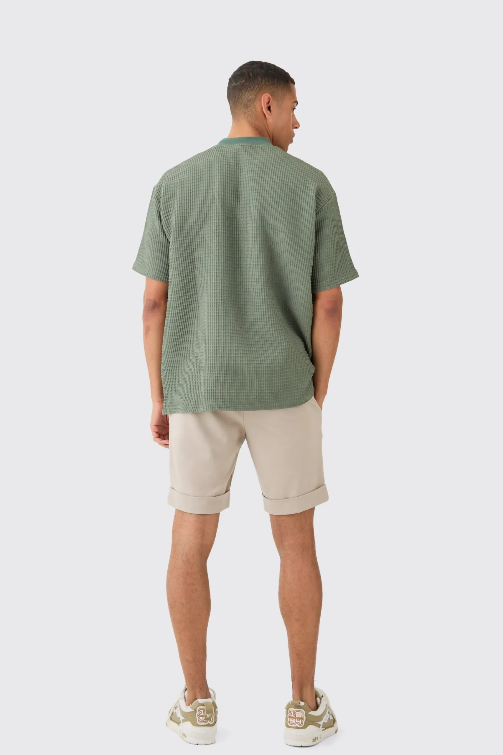 Oversized Waffle Extended Neck T-shirt | UK^boohooMAN Online