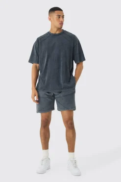 boohooMAN Oversized Wash Pintuck T-shirt And Short Set | UK| Sets & Co-Ords|Tracksuits
