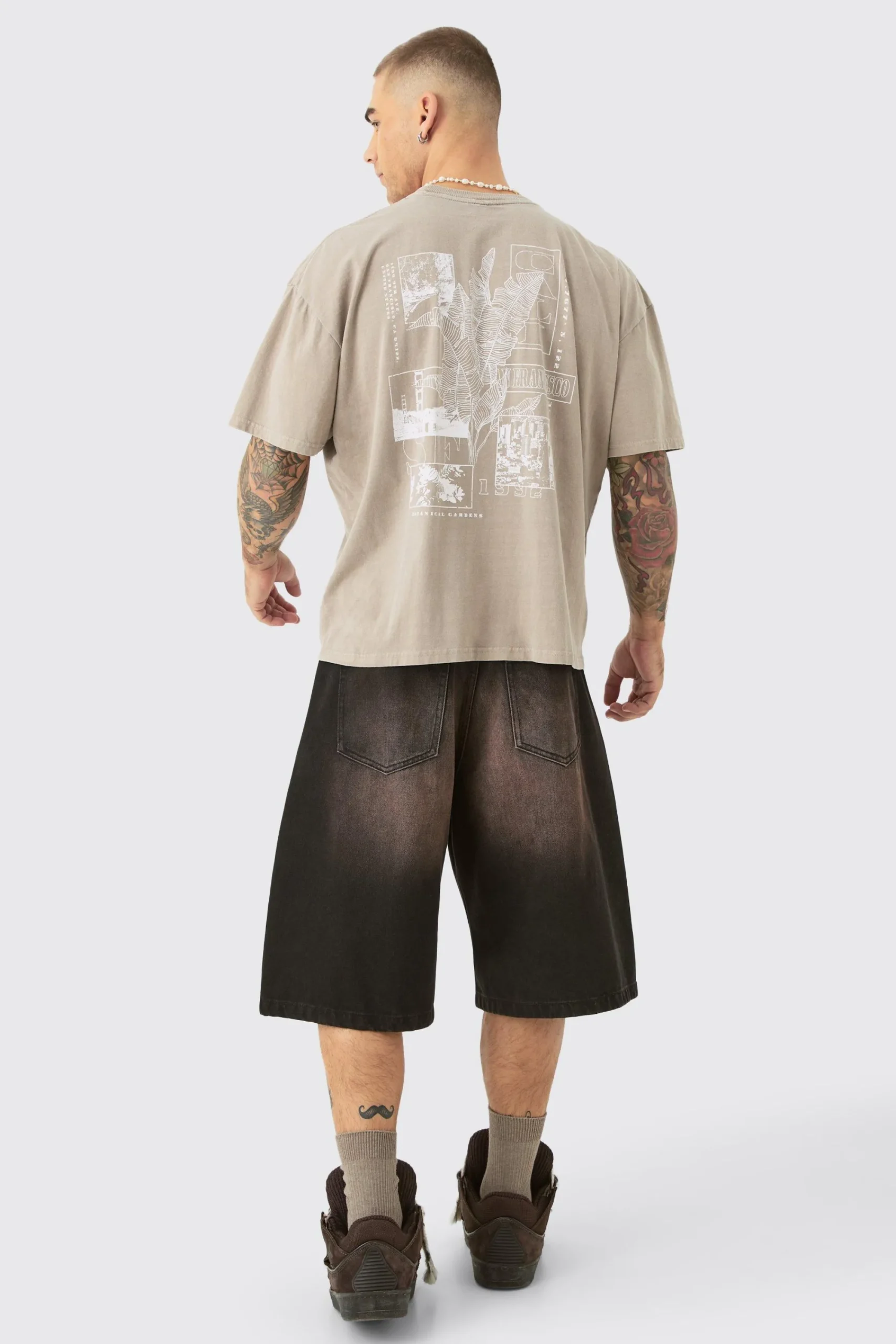 Oversized Wash Stencil Back Print T-shirt | UK^boohooMAN Clearance