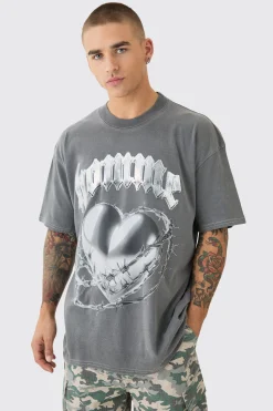 Oversized Washed Gothic Heart Graphic T-shirt | UK^boohooMAN Sale