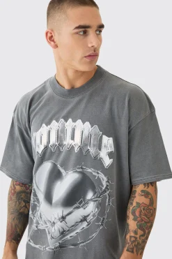Oversized Washed Gothic Heart Graphic T-shirt | UK^boohooMAN Sale