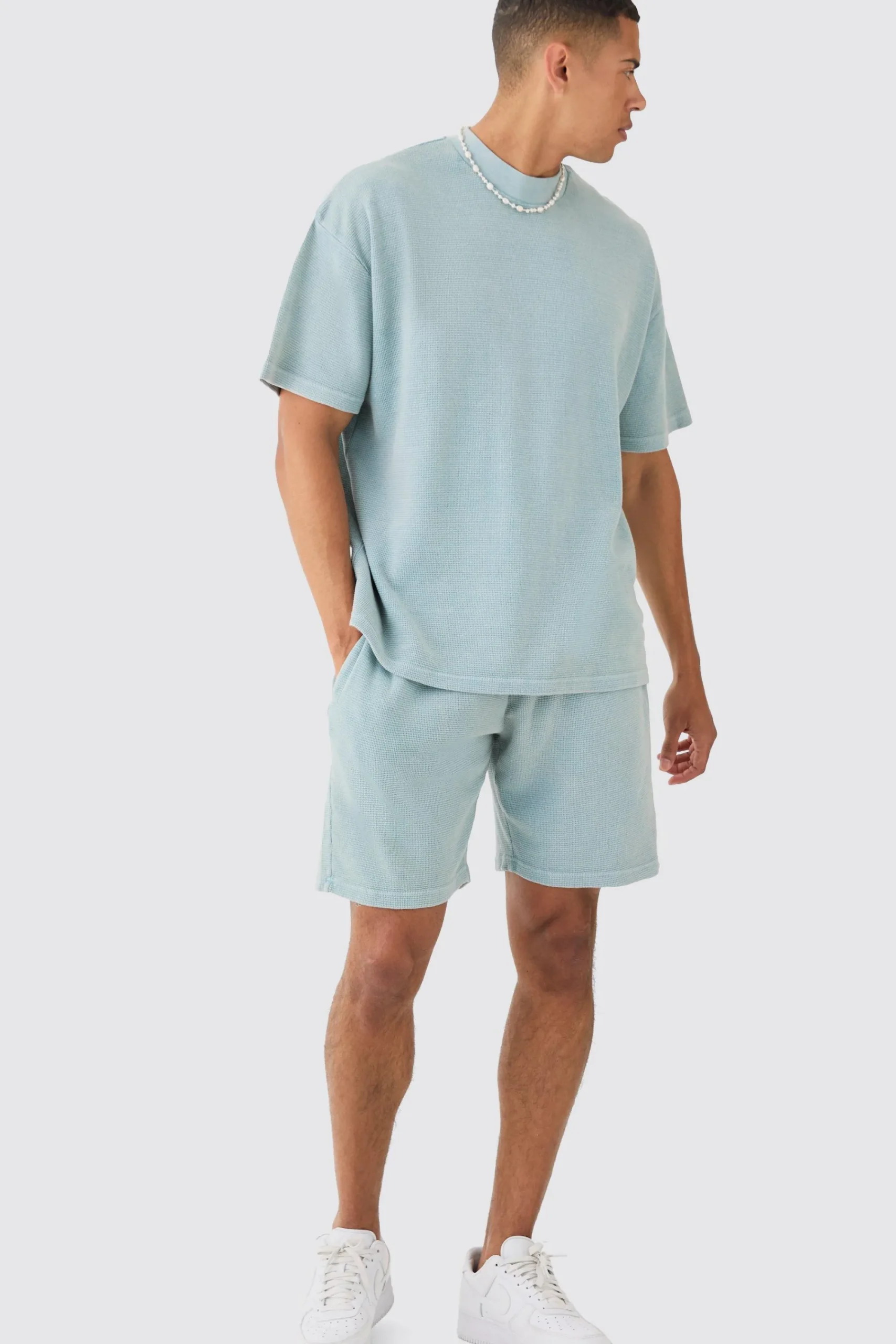 boohooMAN Oversized Washed Heavyweight Waffle T-shirt & Shorts Set | UK| Sets & Co-Ords|Tracksuits
