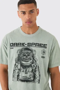 Oversized Washed Skeleton Astronaut Graphic T-shirt | UK^boohooMAN Outlet