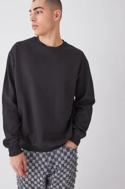 boohooMAN Oversized Worldwide Graphic Sweatshirt | UK| Hoodies & Sweatshirts