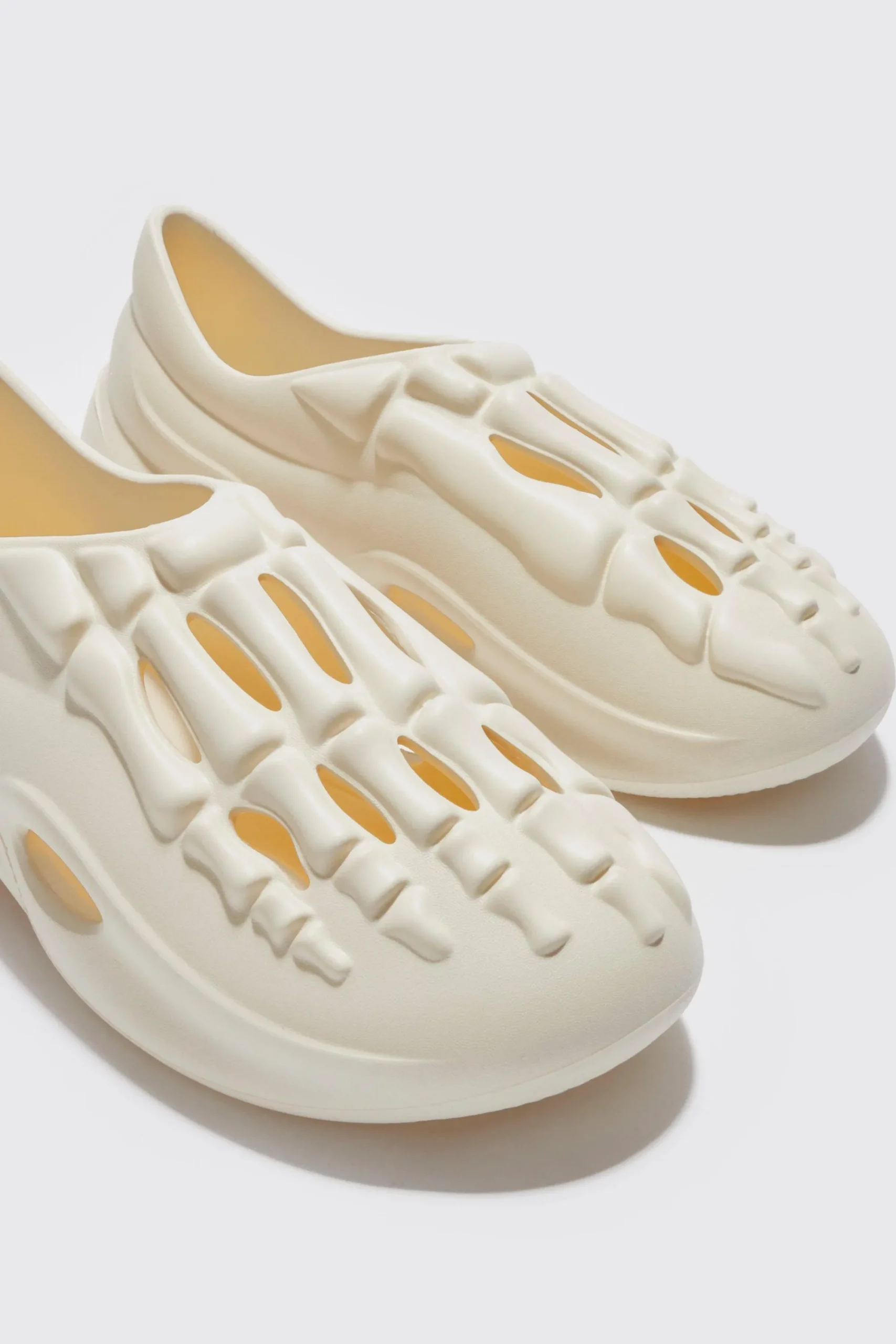 boohooMAN Perforated Moulded Runner | UK| Sliders & Slippers