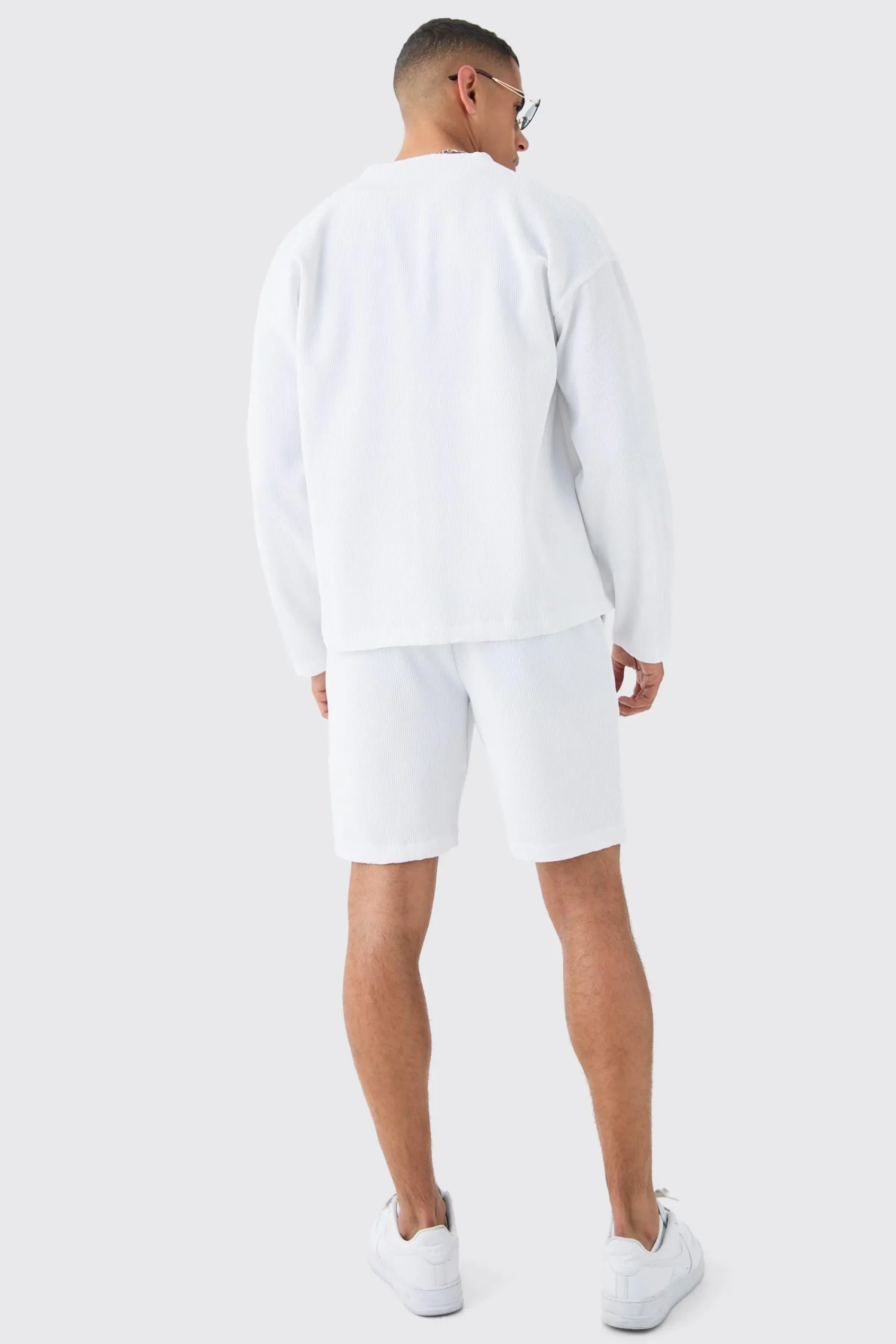 Pleated Longsleeve Collarless Boxy Shirt | UK^boohooMAN Discount