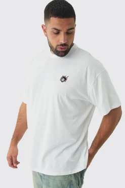 Plus 8 Ball Embroidered T-Shirt | UK^boohooMAN Online