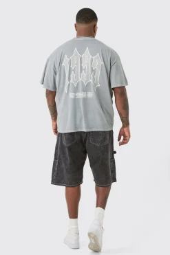 Plus 1999 Graphic Back Print T-shirt In | UK^boohooMAN