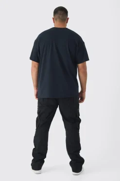 Plus Def Lepard License Graphic T-shirt | UK^boohooMAN New