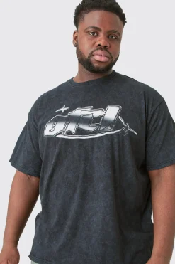 Plus Distressed Oversized Acid Wash Graphic T-shirt | UK^boohooMAN Online