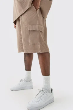 boohooMAN Plus Elasticated Waist Pleated Cargo Short | UK| Shorts
