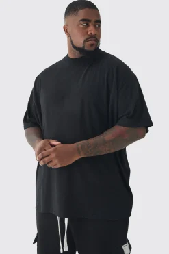 Plus Floral Butterfly Graphic Back Printed T-Shirt | UK^boohooMAN Online